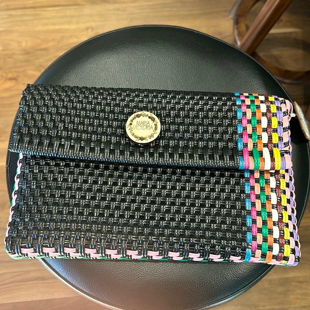 Maria Victoria clutch